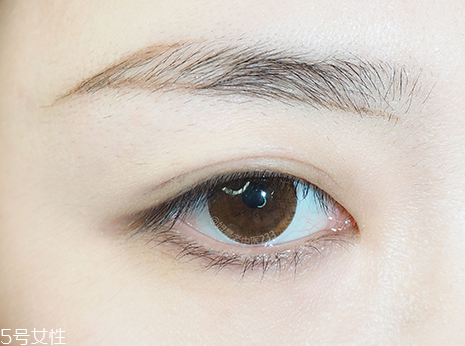 方臉適合什么眉形 挑眉更適合 方臉適合什么眉形 挑眉更適合