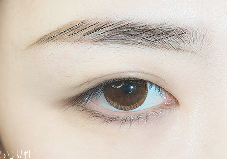 方臉適合什么眉形 挑眉更適合 方臉適合什么眉形 挑眉更適合