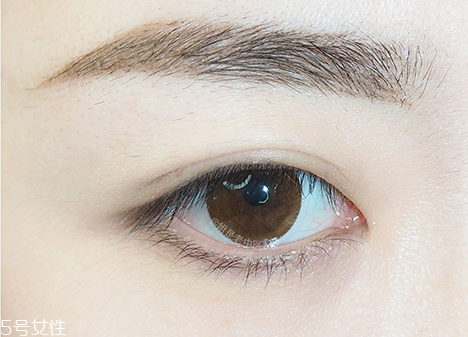 方臉適合什么眉形 挑眉更適合 方臉適合什么眉形 挑眉更適合