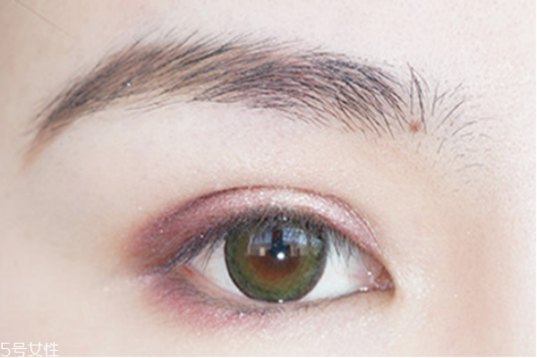 圓眼睛怎么畫眼妝 圓眼眼妝教程 圓眼睛怎么畫眼妝 圓眼眼妝教程