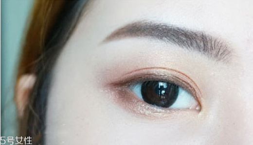 圓眼睛怎么畫眼妝 圓眼眼妝教程 圓眼睛怎么畫眼妝 圓眼眼妝教程