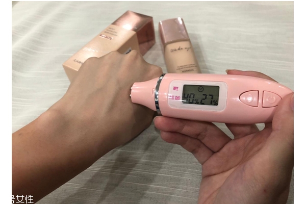 卡姿蘭大咖粉底液怎么樣 卡姿蘭大咖粉底液評測