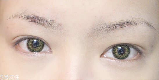 方臉適合什么眉形 挑眉更適合 方臉適合什么眉形 挑眉更適合