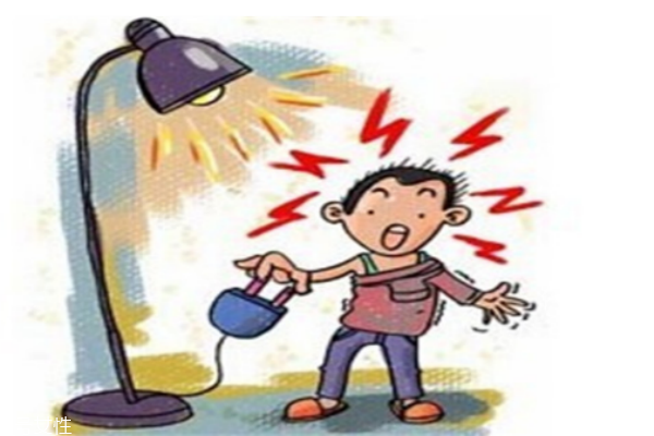 冬季如何防止靜電 冬天如何防止頭發(fā)靜電 冬季如何防止靜電 冬天如何防止頭發(fā)靜電