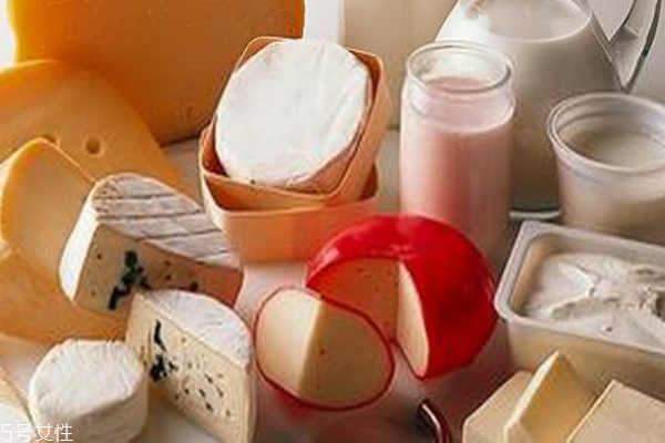 孕期補鈣吃什么 孕期補鈣很重要 孕期補鈣吃什么 孕期補鈣很重要