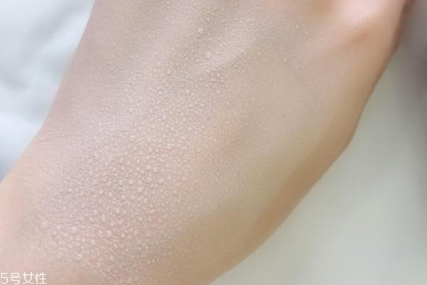 蘭瑟bb霜有保質(zhì)期嗎 蘭瑟bb霜評(píng)測 蘭瑟bb霜有保質(zhì)期嗎 蘭瑟bb霜評(píng)測