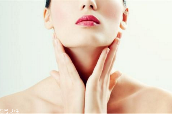 皮膚松弛，你應(yīng)該為肌膚補充營養(yǎng)