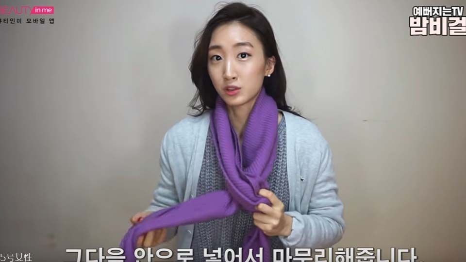 圍巾怎么打好看 韓式流行圍巾打法圖解 圍巾怎么打好看 韓式流行圍巾打法圖解