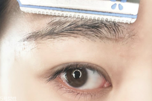 修眉畫眉的技巧圖解 最簡單的修眉方法 修眉畫眉的技巧圖解 最簡單的修眉方法