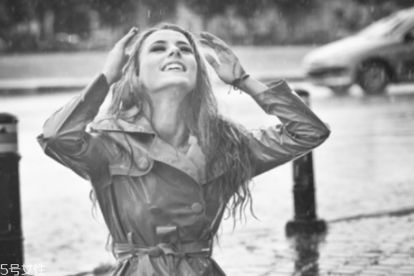 睫毛增長液的危害 怎么樣才能使睫毛變長 睫毛增長液的危害 怎么樣才能使睫毛變長