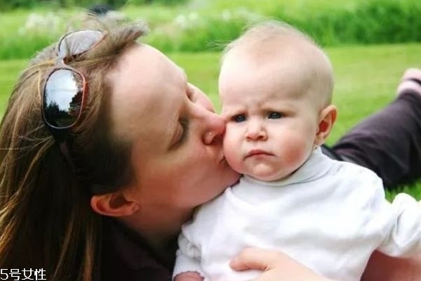 eb病毒是什么 秋冬高發(fā)期 eb病毒是什么 秋冬高發(fā)期