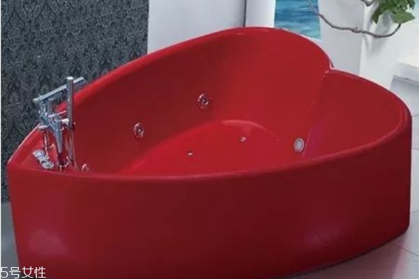浴缸尺寸一般多大合適 浴缸的分類及特點(diǎn) 浴缸尺寸一般多大合適 浴缸的分類及特點(diǎn)