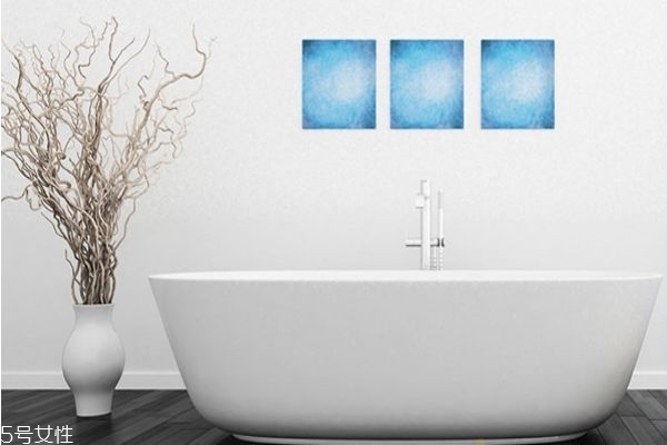 浴缸尺寸一般多大合適 浴缸的分類及特點(diǎn) 浴缸尺寸一般多大合適 浴缸的分類及特點(diǎn)