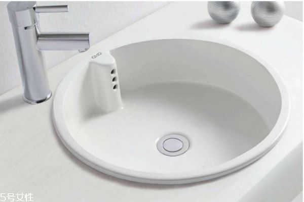 洗臉盆怎么選擇 衛(wèi)生間洗臉盆如何選購 洗臉盆怎么選擇 衛(wèi)生間洗臉盆如何選購