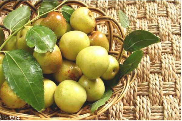 糖精棗如何區(qū)分 糖精棗的危害 糖精棗如何區(qū)分 糖精棗的危害