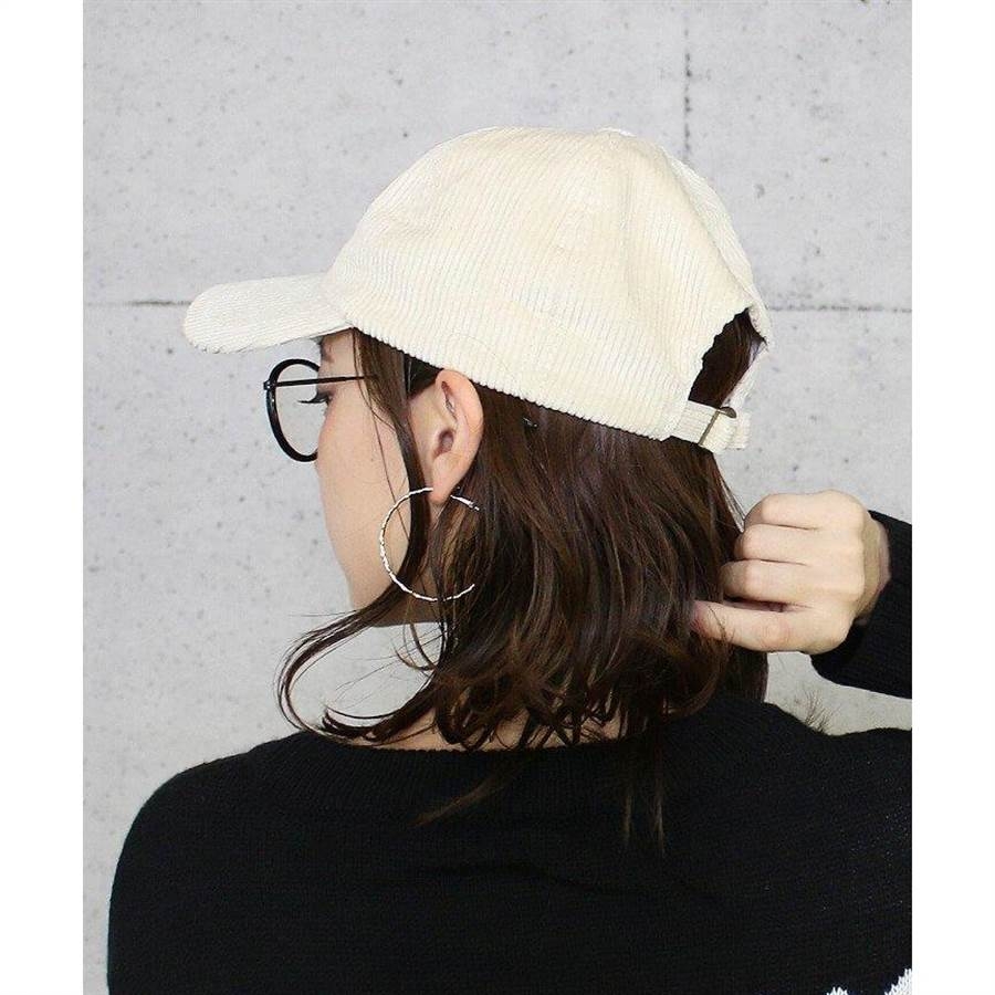 燈芯絨衣服怎么搭配圖片 7種單品打造秋冬最潮穿搭 燈芯絨衣服怎么搭配圖片 7種單品打造秋冬最潮穿搭