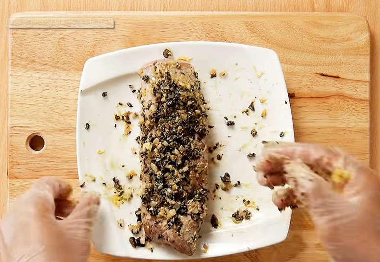 威靈頓豬排的做法 比威靈頓牛排更好吃 威靈頓豬排的做法 比威靈頓牛排更好吃