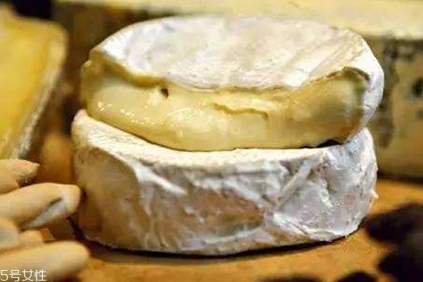 白霉奶酪怎么吃 白霉奶酪能直接生吃嗎 白霉奶酪怎么吃 白霉奶酪能直接生吃嗎