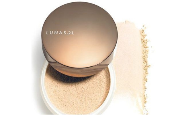 保濕蜜粉有哪些 保濕效果好的蜜粉推薦 保濕蜜粉有哪些 保濕效果好的蜜粉推薦