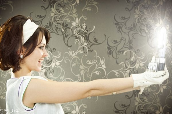 高光粉底液怎么用 原來(lái)是這樣用 高光粉底液怎么用 原來(lái)是這樣用