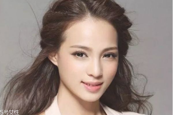 高光和腮紅的順序 各種臉型腮紅打法 高光和腮紅的順序 各種臉型腮紅打法