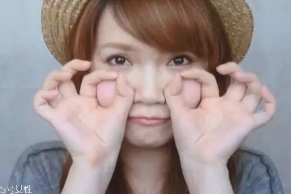 高光和腮紅的順序 各種臉型腮紅打法 高光和腮紅的順序 各種臉型腮紅打法