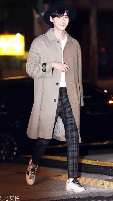 男士格紋褲子怎么搭配 男士格紋褲秋冬日系搭配 男士格紋褲子怎么搭配 男士格紋褲秋冬日系搭配