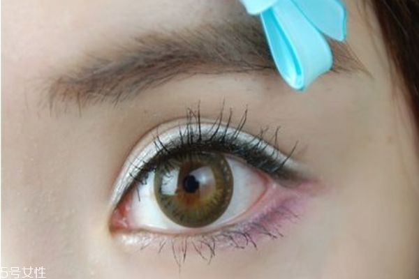 粉色眼影怎么畫好看 粉紫色眼影畫法 粉色眼影怎么畫好看 粉紫色眼影畫法