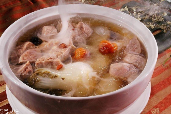 冬季養(yǎng)生運動需要注意事項 冬季養(yǎng)生運動需要注意事項