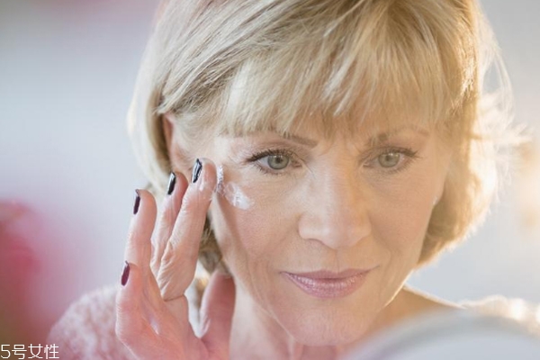 眼霜怎么挑選最好 眼霜新手挑選指南 眼霜怎么挑選最好 眼霜新手挑選指南