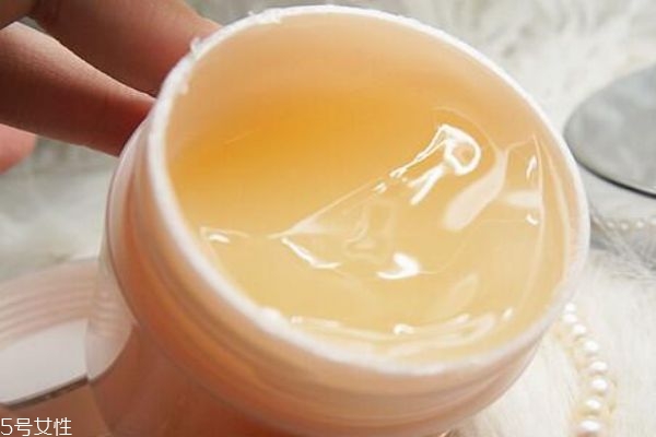 睡眠面膜可以帶上飛機(jī)嗎 坐飛機(jī)可以帶面膜嗎 睡眠面膜可以帶上飛機(jī)嗎 坐飛機(jī)可以帶面膜嗎