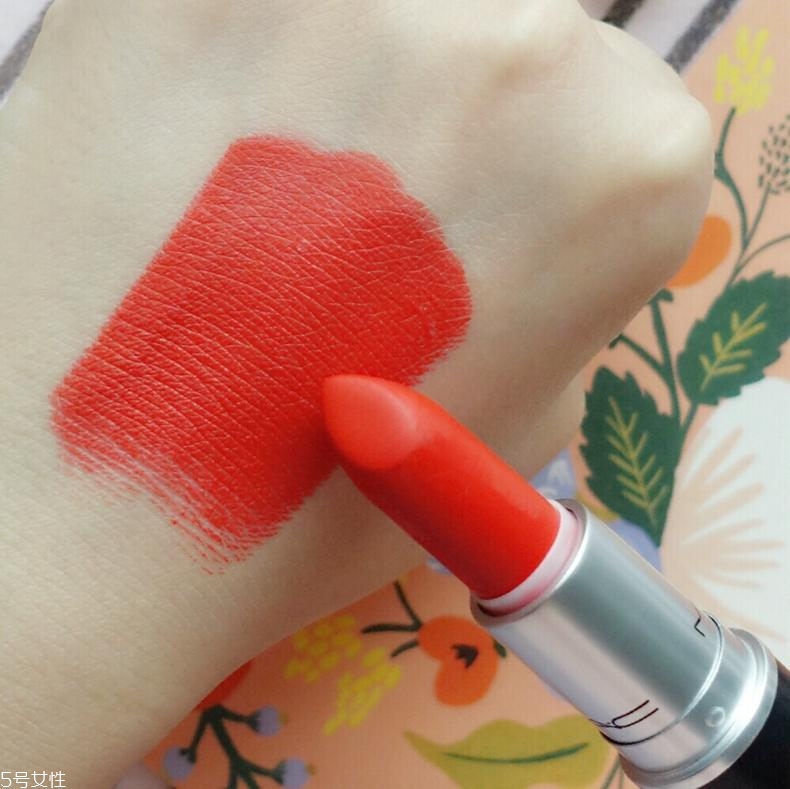 5款冷白皮深唇口紅推薦 冷白皮深唇適合的口紅 5款冷白皮深唇口紅推薦 冷白皮深唇適合的口紅