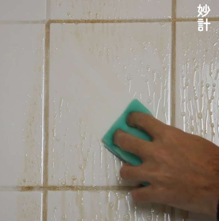 白醋怎么去浴室的水垢 搭配洗潔精輕松去除 白醋怎么去浴室的水垢 搭配洗潔精輕松去除