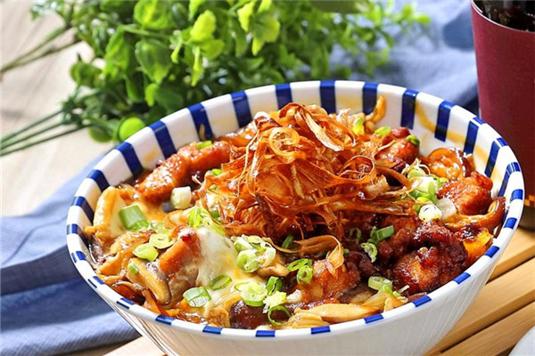 照燒雞肉飯的做法 色澤誘人滋味萬(wàn)千 照燒雞肉飯的做法 色澤誘人滋味萬(wàn)千