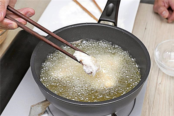 照燒雞肉飯的做法 色澤誘人滋味萬(wàn)千 照燒雞肉飯的做法 色澤誘人滋味萬(wàn)千