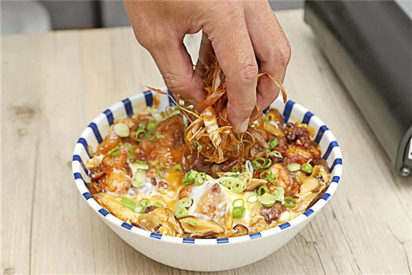 照燒雞肉飯的做法 色澤誘人滋味萬(wàn)千 照燒雞肉飯的做法 色澤誘人滋味萬(wàn)千