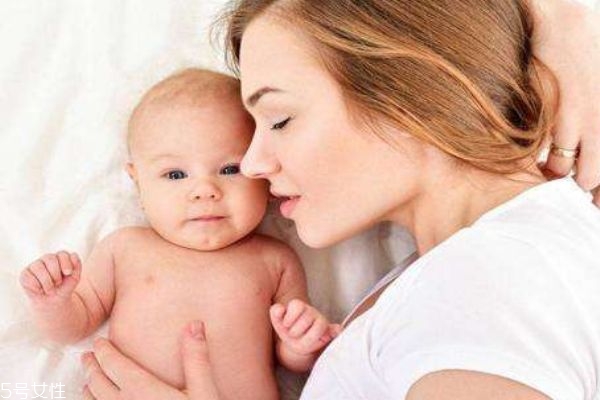 順產(chǎn)茶什么時(shí)候開(kāi)始喝 順產(chǎn)茶可以幫助順產(chǎn)嗎