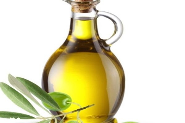 食用的橄欖油可以護膚嗎 食用橄欖油和護膚橄欖油的區(qū)別 食用的橄欖油可以護膚嗎 食用橄欖油和護膚橄欖油的區(qū)別