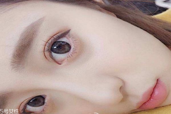 硅水凝膠和水凝膠區(qū)別 硅水凝膠的優(yōu)勢 硅水凝膠和水凝膠區(qū)別 硅水凝膠的優(yōu)勢