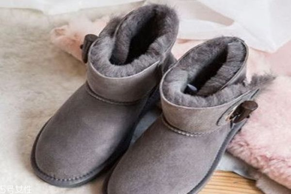 白色雪地靴怎么清洗 雪地靴怎么保養(yǎng) 白色雪地靴怎么清洗 雪地靴怎么保養(yǎng)