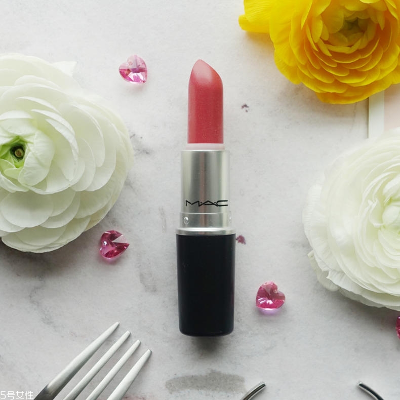 2018秋冬流行口紅色號有哪些 2018秋冬流行唇色 2018秋冬流行口紅色號有哪些 2018秋冬流行唇色