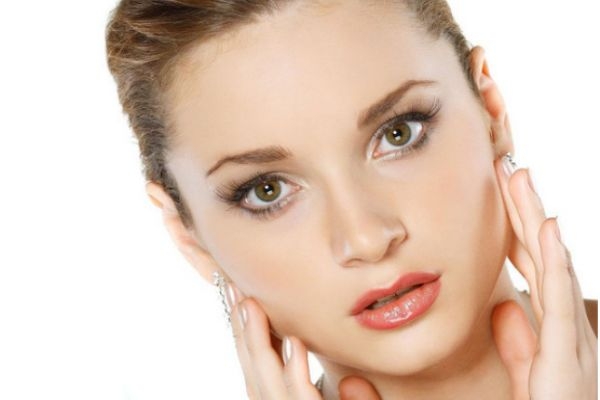 精華液的作用 精華液的正確使用順序 精華液的作用 精華液的正確使用順序