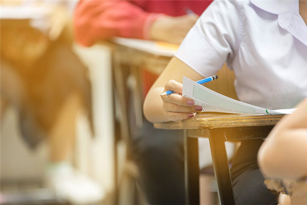 如何有效控制近視？視光師護眼4重點