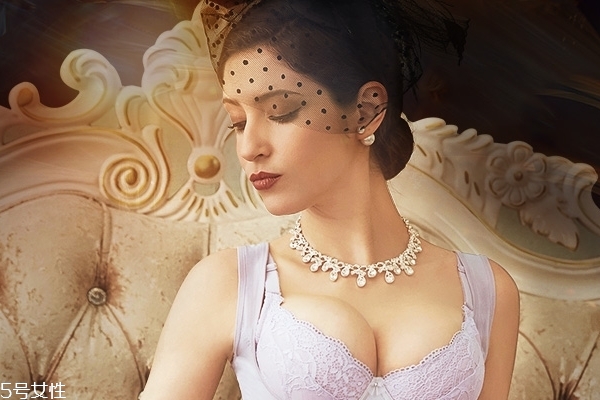 難看的大眼袋怎么去除呢 這樣對付它 難看的大眼袋怎么去除呢 這樣對付它