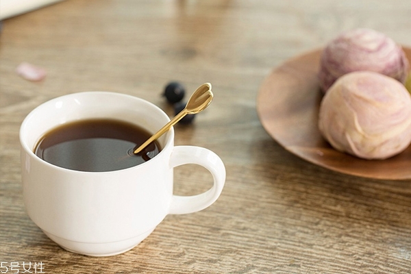 養(yǎng)生注重精氣神 中醫(yī)教你如何調(diào)養(yǎng) 養(yǎng)生注重精氣神 中醫(yī)教你如何調(diào)養(yǎng)