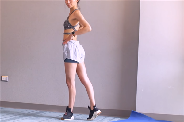 適合在家做的有氧運(yùn)動 每個(gè)動作30秒