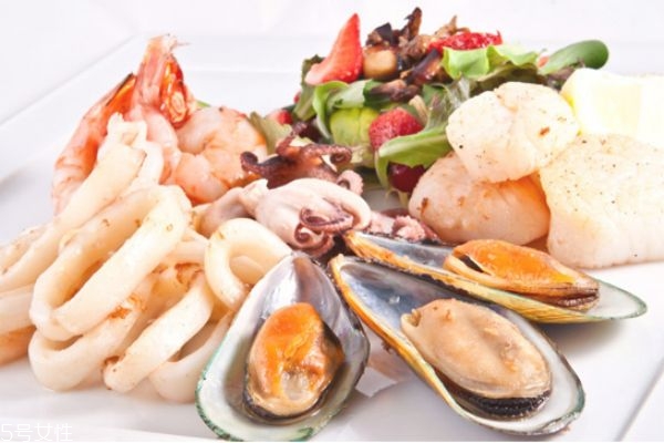 喝酒心跳加速怎么回事 喝酒不能吃什么食物 喝酒心跳加速怎么回事 喝酒不能吃什么食物