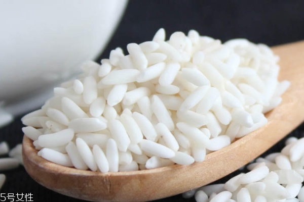 糯米怎么挑選才對(duì) 糯米什么顏色才好