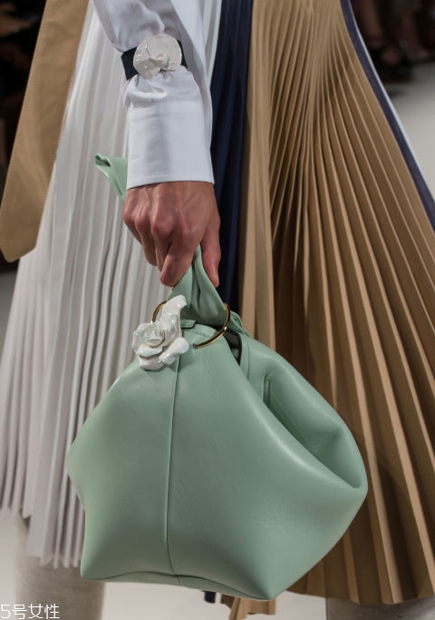 今年流行什么包包款式 2019包包流行這幾款 今年流行什么包包款式 2019包包流行這幾款