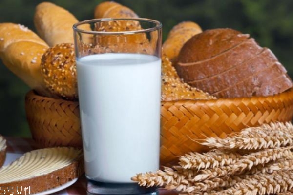 德運脫脂奶粉熱量 德運脫脂奶粉怎么樣 德運脫脂奶粉熱量 德運脫脂奶粉怎么樣